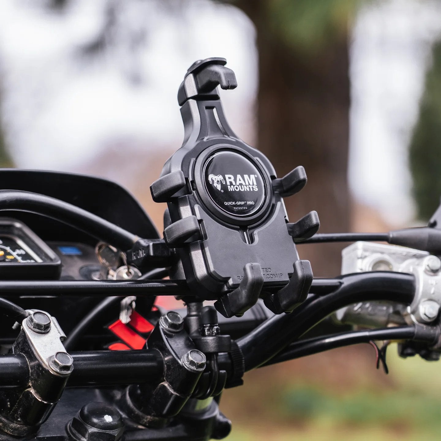 Phone Mount Holder – Quick-Grip Pro with Vibration Damper | RAM Mounts