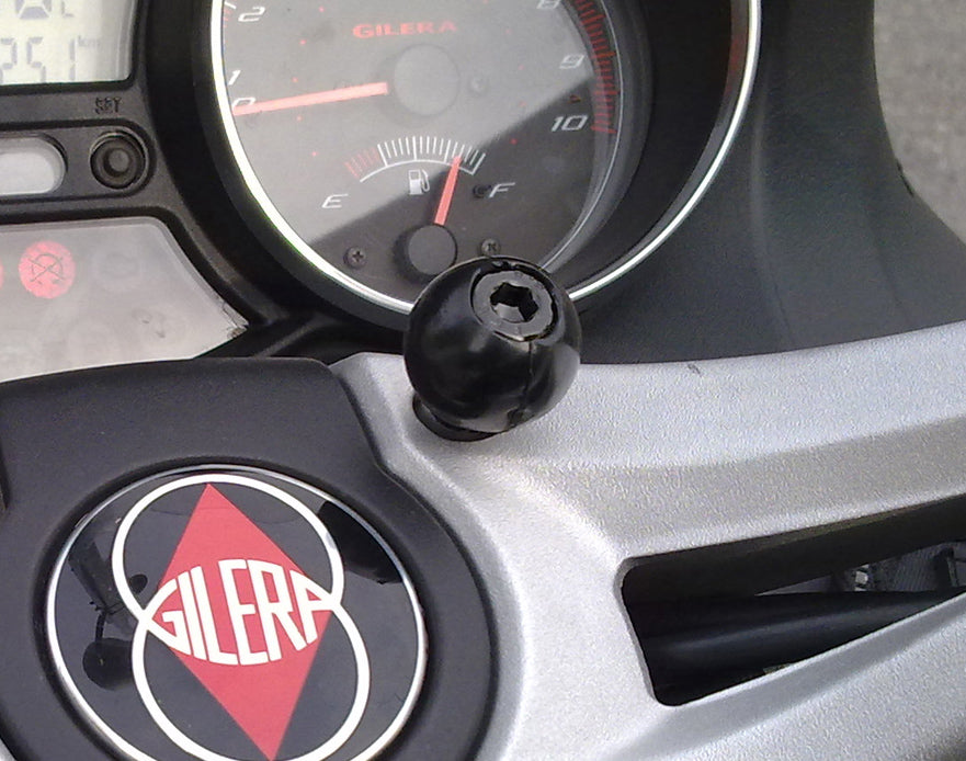 RAM Motorcycle Handlebar Clamp Short Mount with M8 Bolts and Round AMPS Plate