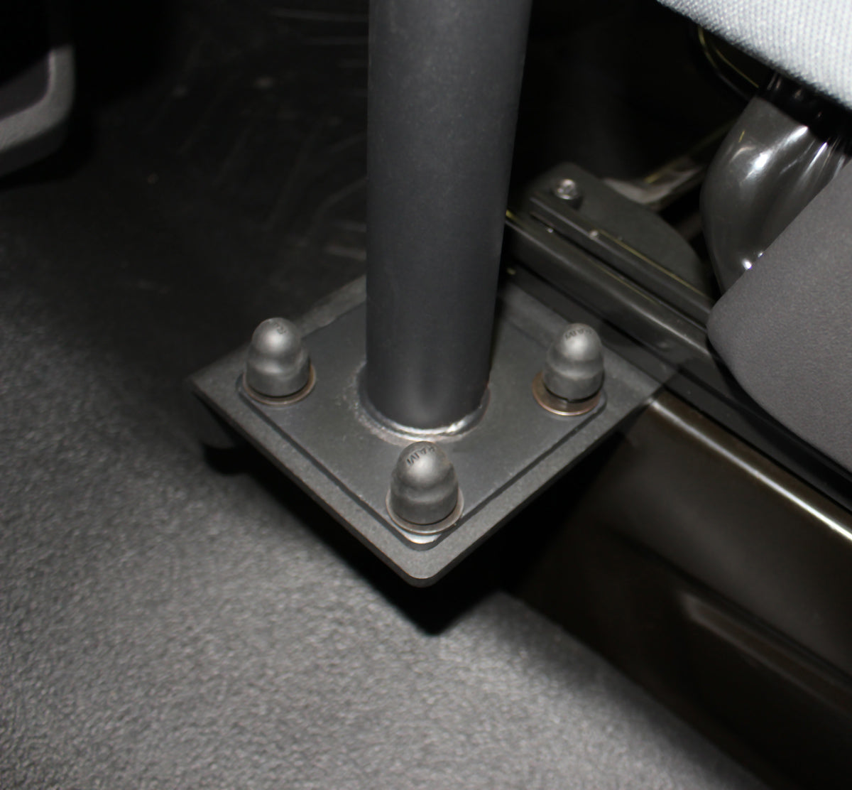 RAM No-Drill Vehicle Base for 2014 - 2021 Ford Transit Full Size Van