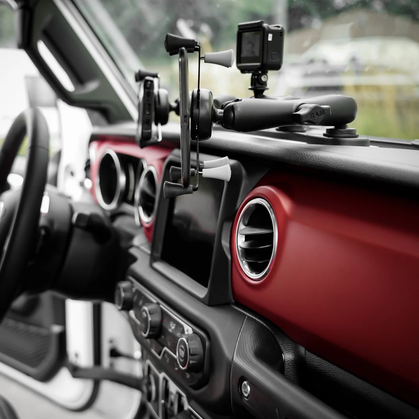 RAM Custom Tough-Track for 2018-22 Jeep JL/Gladiator