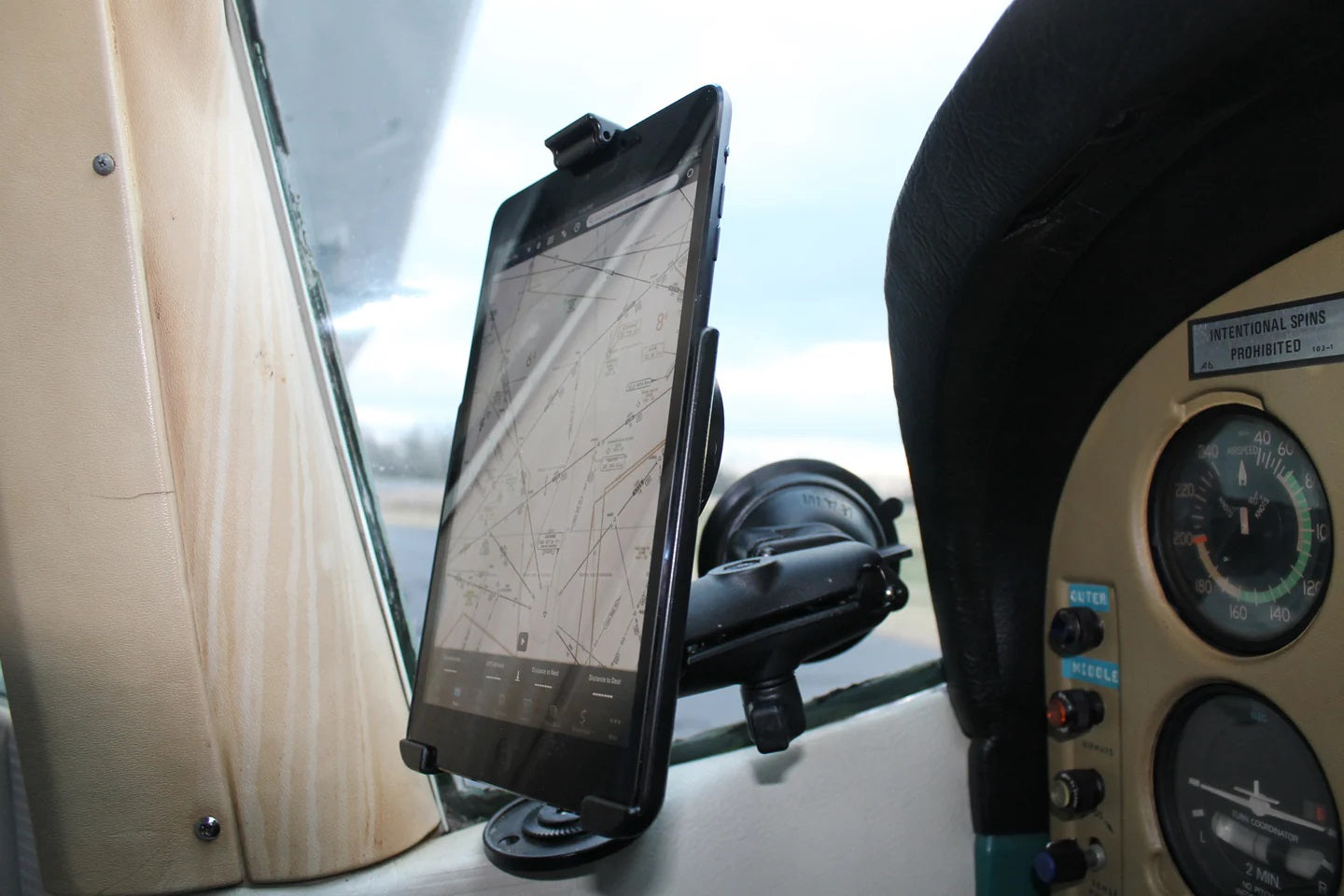 RAM Twist-Lock Suction Cup iPad Mini 4 & 5 Mount