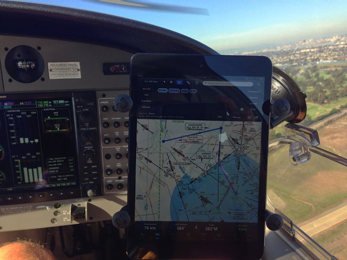 RAM® X-Grip® 7"-8" Tablet Mount with Twist-Lock™ Suction Cup | Rugged Adjustable Vehicle Tablet Holder